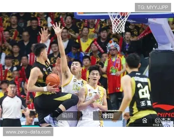 中国男篮逆袭获胜 确定亚洲杯决赛席位 展现强大复苏实力 中国男篮逆袭获胜 确定亚洲杯决赛席位 展现强大复苏实力