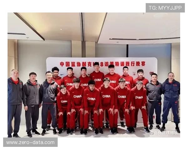 中国男篮新阵容亮相备战世界杯 多名年轻球员首次入选引关注 中国男篮新阵容亮相备战世界杯 多名年轻球员首次入选引关注