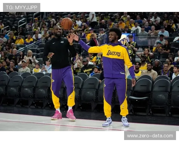 詹姆斯超越科比成历史得分王 詹皇带队战胜湖人迎新赛季首胜 詹姆斯超越科比成历史得分王 詹皇带队战胜湖人迎新赛季首胜